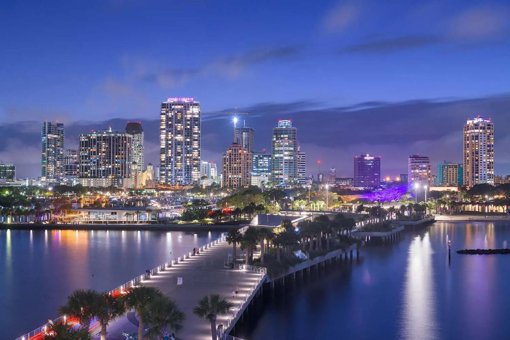 Elegant Studio Apartment In Downtown St Pete - Great Community Events! سانت بطرسبرج المظهر الخارجي الصورة